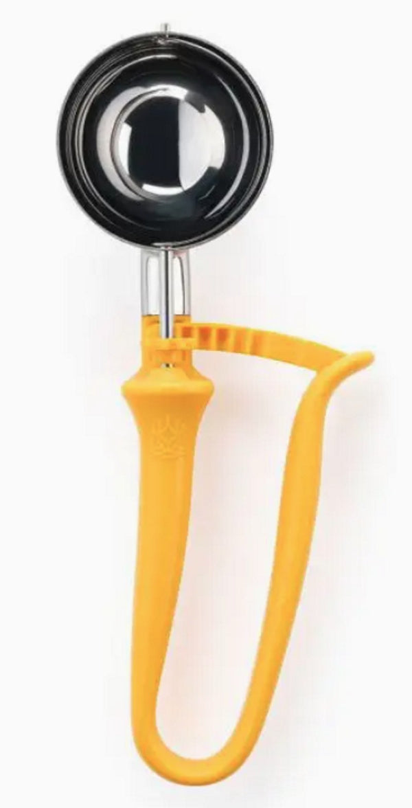 Scoops and Thumbdishers